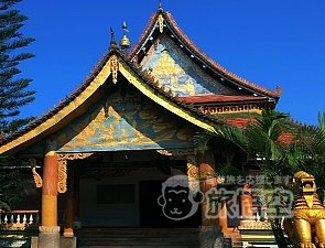 曼飛竜白塔